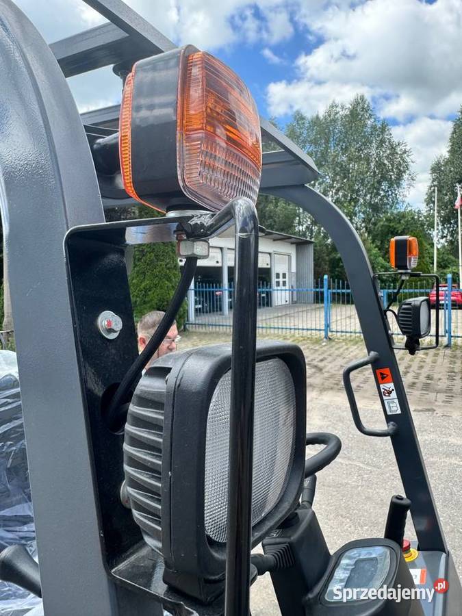 Akumulatorowy wózek widłowy 3000 Nowy warmińsko-mazurskie sprzedam