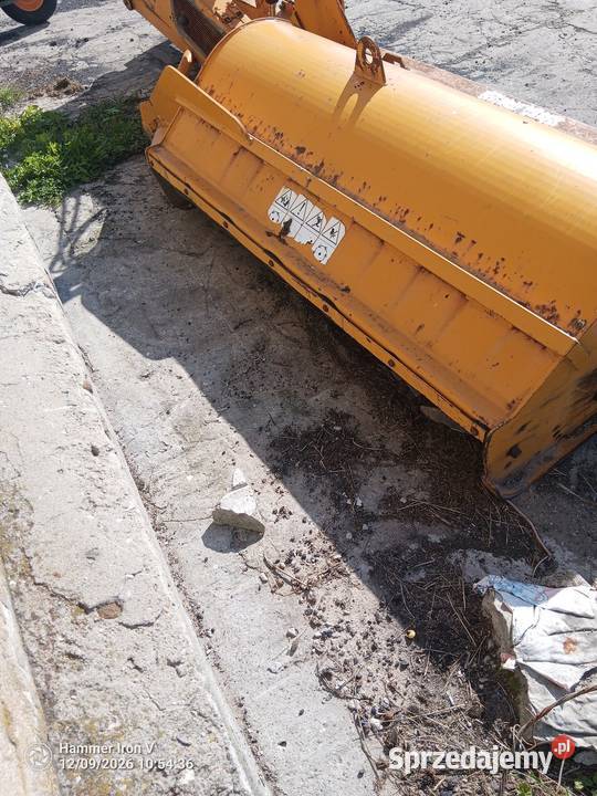 Sprzedam kosiarkę bijakową Arcugowo sprzedam