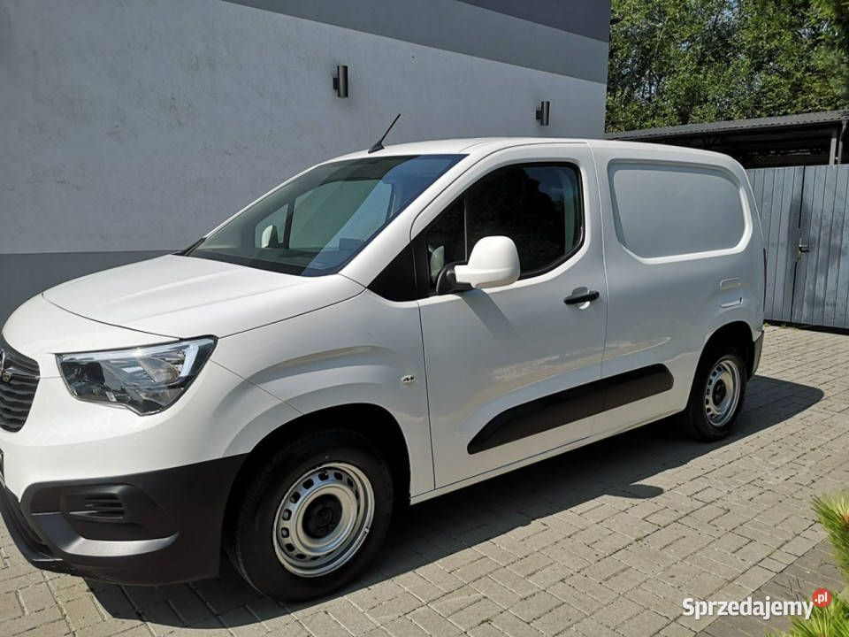 Opel Combo 15TDCI 102 Klima Tempomat Sensory Strzegom
