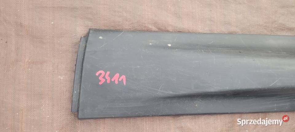 LISTWA DRZWI PRAWY PRZÓD RANGE ROVER SPORT Części Ruda Śląska sprzedam