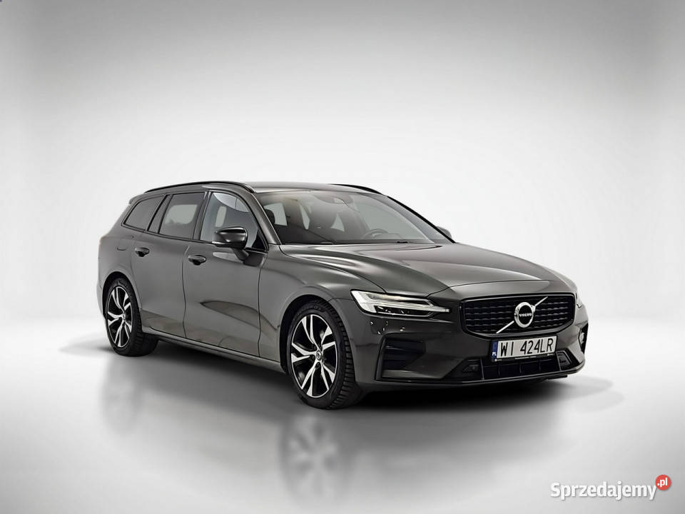 Volvo V60 B4 D Plus Dark aut Z Polskiego Salonu Warszawa