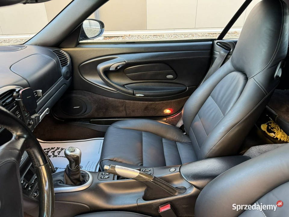 Porsche 911 911 Carrera 4 36L 320 Manual 4x4 czarny