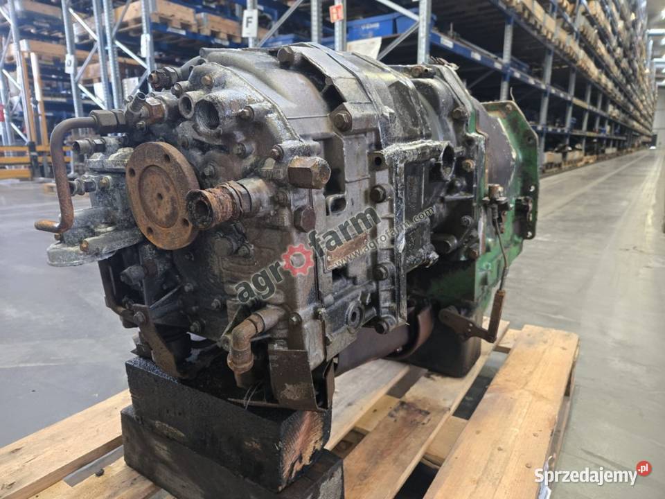 Skrzynia biegów John Deere 6820 PowrQuad Byków