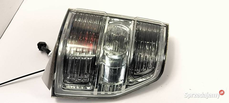 LAMPA PRAWA TYŁ MITSHUBISHI PAJERO IV 22087872 Pozostałe