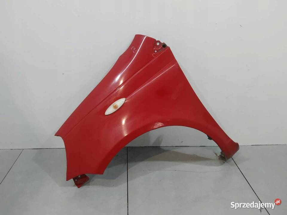BŁOTNIK LEWY PRZÓD LIFT Toyota Yaris I 19992005 osobowe