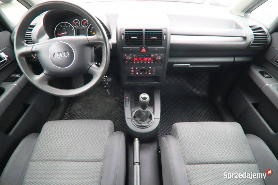Audi A2 KLIMATRONIC zarejestrowany 8Z 19992005 235000km