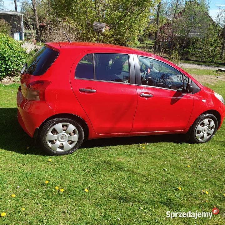 Toyota Yaris Libusza