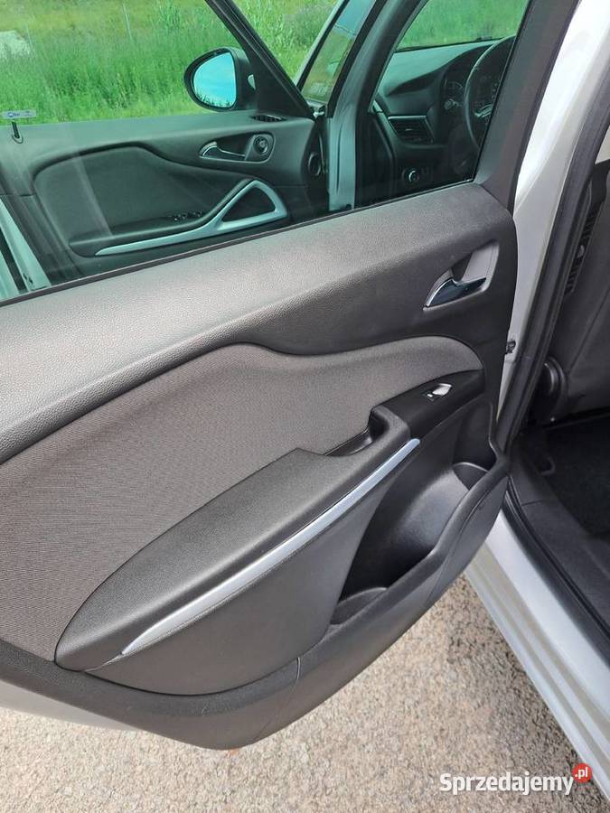 Opel Zafira C Niski przebieg Ladna lakier metallic Zafira wielkopolskie Leszno