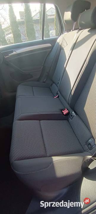 Volkswagen Golf VII bezwypadkowy garażowany Goszczanów sprzedam