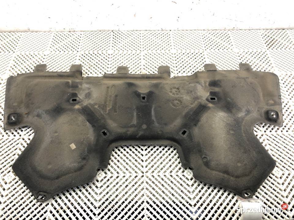 WYGŁUSZENIE MASKI FORD KUGA I SUV 0812