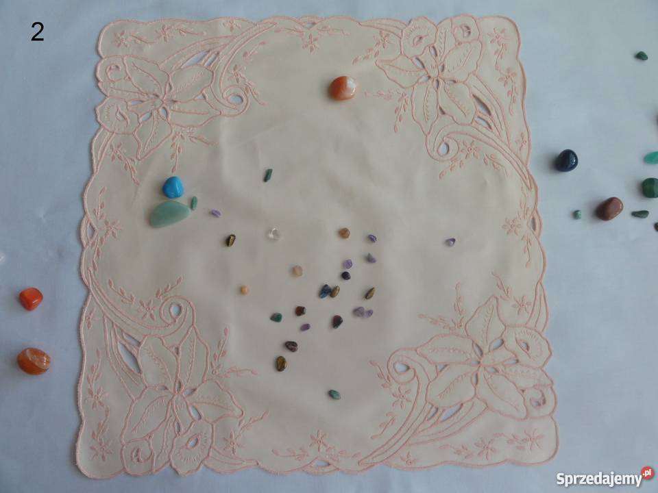 Serwetki kolorowe beżowe wyszywane haft Lublin