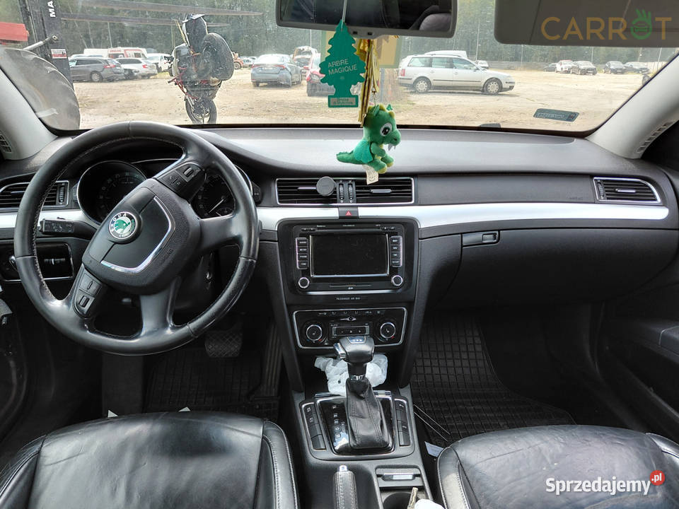 Skoda SuperB 2011 Automat DSG Navi Hak Skóry uszkodzony Warszawa