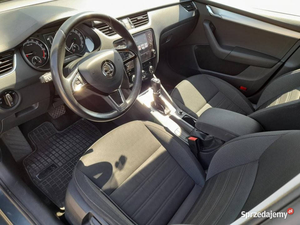 Skoda Octavia 2018r Serwisowana Niski przebieg 1598cm3 Warszawa