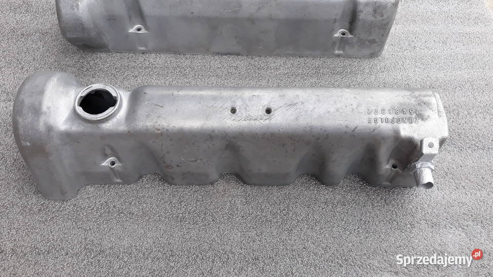 Mercedes W 109 W108 R 107 V8 Pokrywa zaworów Bukownica