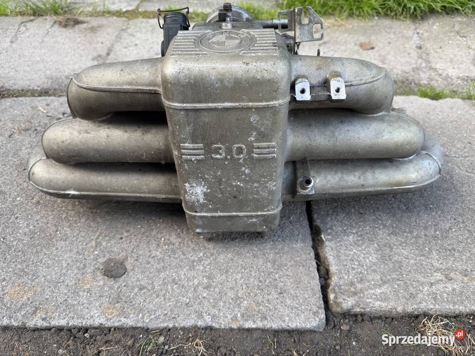 Kolektor ssący BMW e32 730 przepustnica Mszana