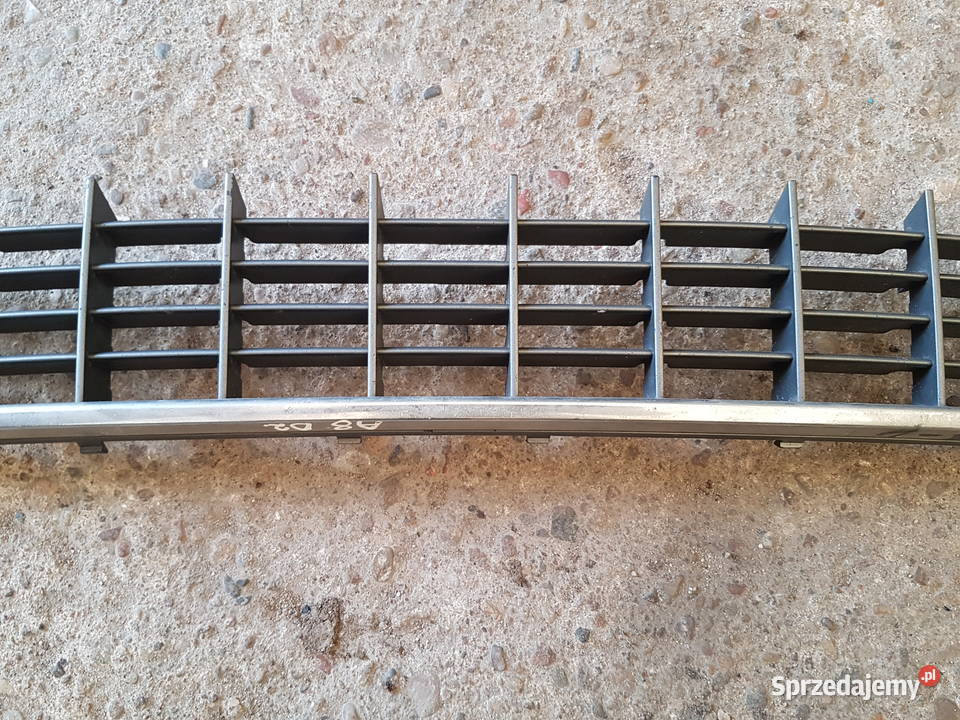 AUDI A8 D2 AUDI S8 D2 LIFT KRATKA ZDERZAKA Rok produkcji 2003 Turkowice