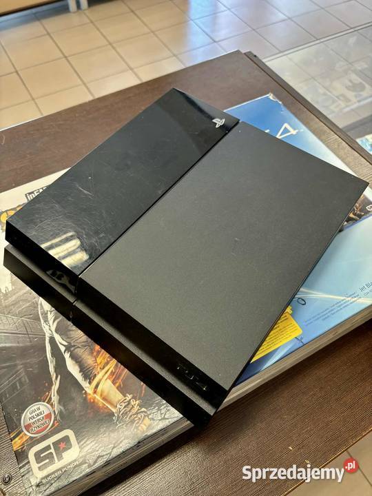 Konsola Sony PlayStation 4 500 GB czarna pad Elbląg