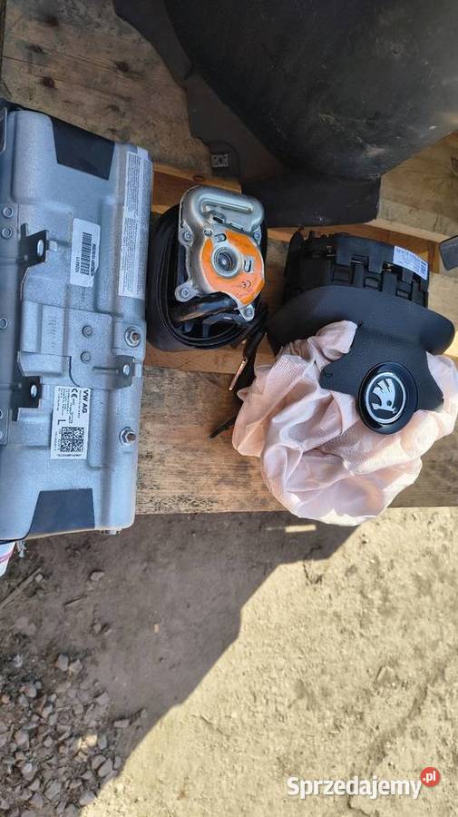 Skoda Octavia 3 III Poduszka kierowcy kolanowa małopolskie Bolęcin sprzedam
