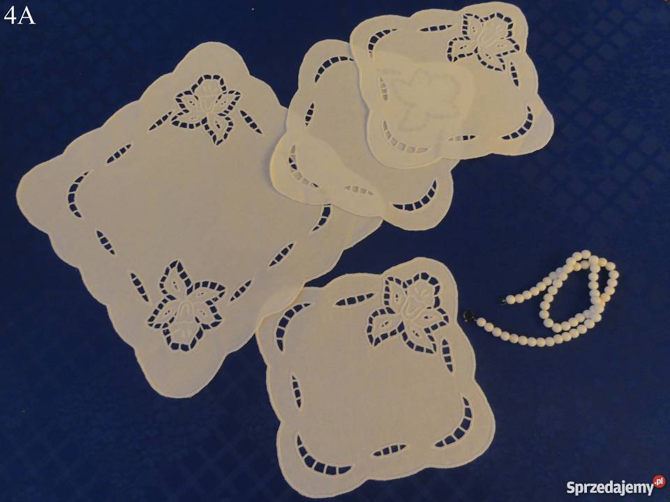 Serwetki bieżniki wyszywane ręcznie haftem Lublin