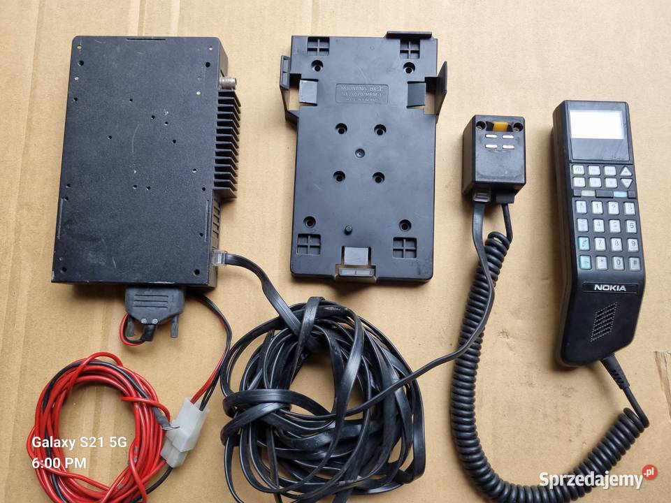 Telefon komórkowy NOKIA Centertel systemu NMT