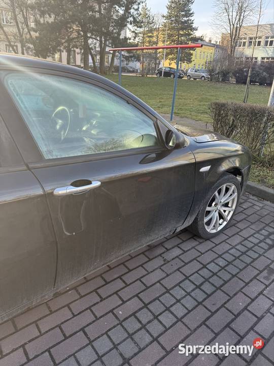 Alfa 147 uszkodzona 185000km 147 Zawiercie sprzedam