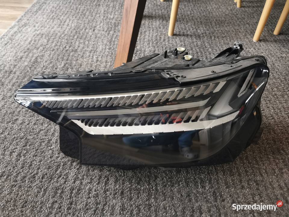 AUDI Q4 ETRON 89A941035 MATRIX FULL LED LEWA osobowe Pielgrzymka