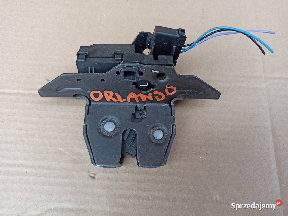 Chevrolet Orlando 2011 zamek bagażnika osobowe