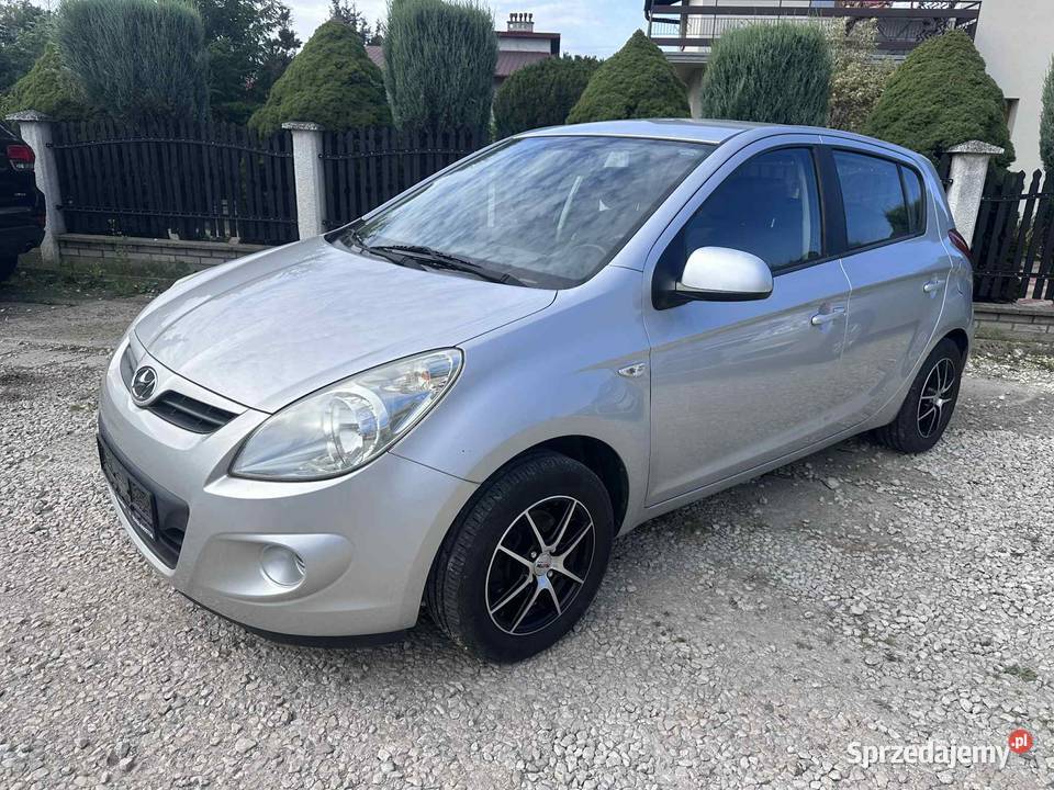 Hyundai i20 Niski Przebieg 87 Klimatyzacja sprzedam
