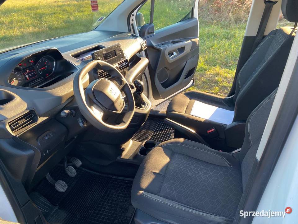 Sprzedam Peugeot Rifter diesel świętokrzyskie