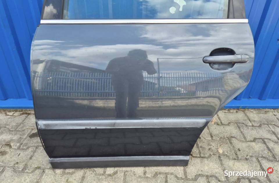 DRZWI TYŁ LEWY VW PASSAT B5 FL KOMBI LC7V Części samochodowe