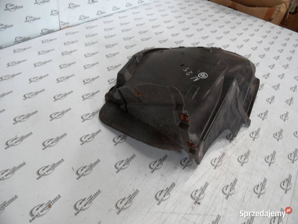 BMW E82 10r nadkole prawe przód część przednia Nadkola