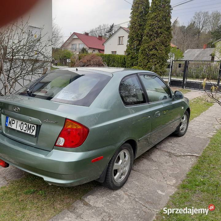 SPRZEDAM SAMOCHÓD HYUNDAI ACCENT 16 KAT PRZEBIEG Kędzierówka