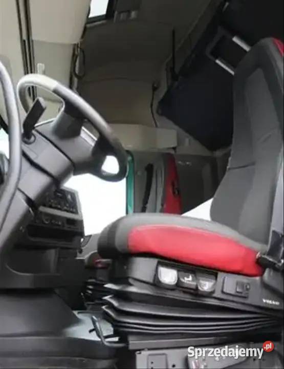 Ciagnik 60 Tonowy 3 osiowy 6x2 Volvo FH 500 zielony Warszawa