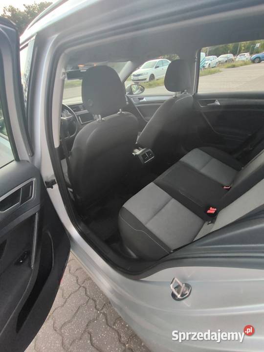 Syndyk sprzeda Volkswagen Golf VII 16 TDI 2014r Warszawa