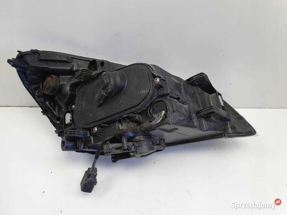 Volvo V60 S60 II 1013r PRZEDNIA LAMPA LEWA lewy Janów