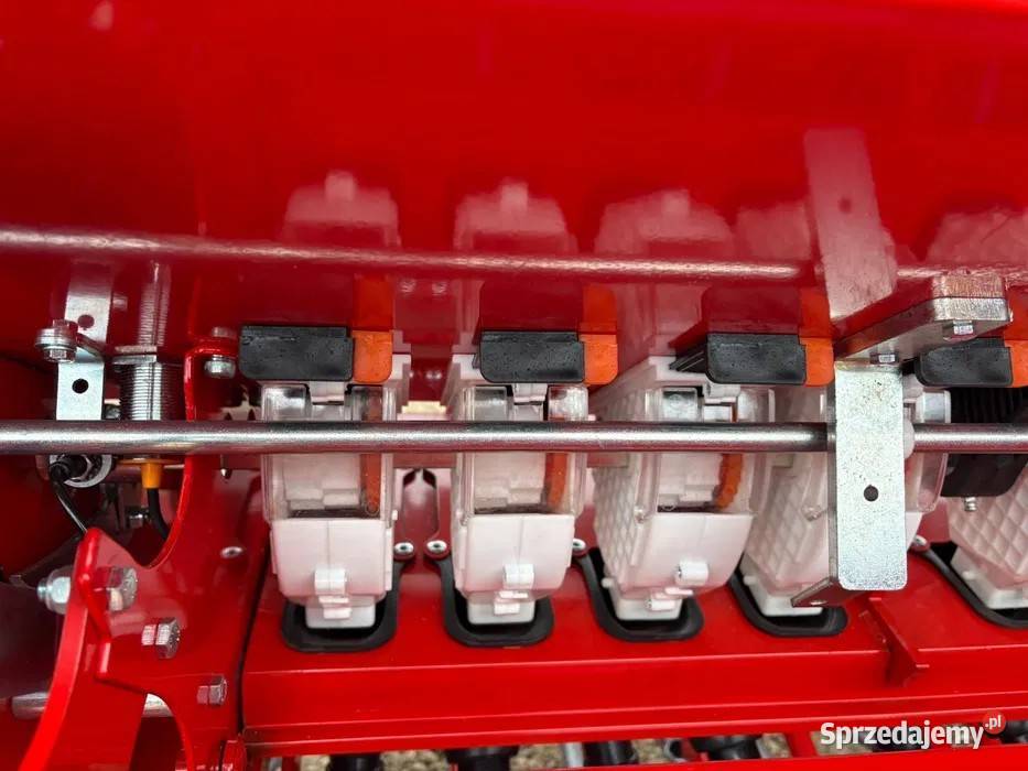 Siewnik zbożowy Ozduman Anatolia 25 Rawa Mazowiecka