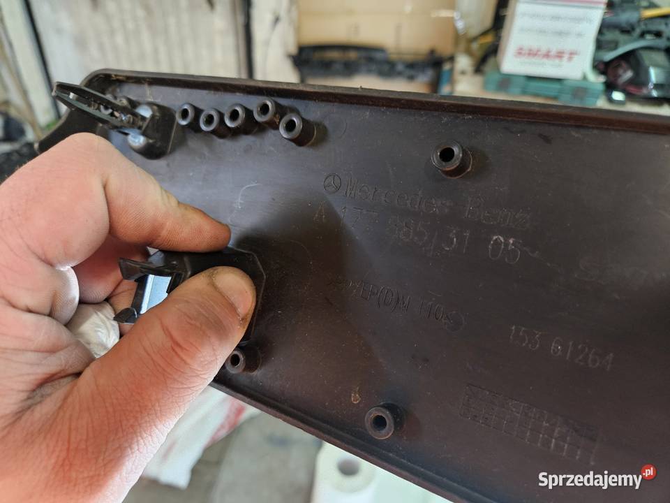 MERCEDES AKLASA W177 RAMKA TABLICY Międzychód