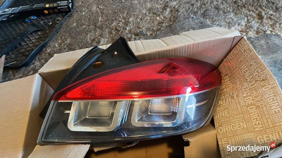 Sprzedam lampy tylne renault megane 3 2009 r osobowe