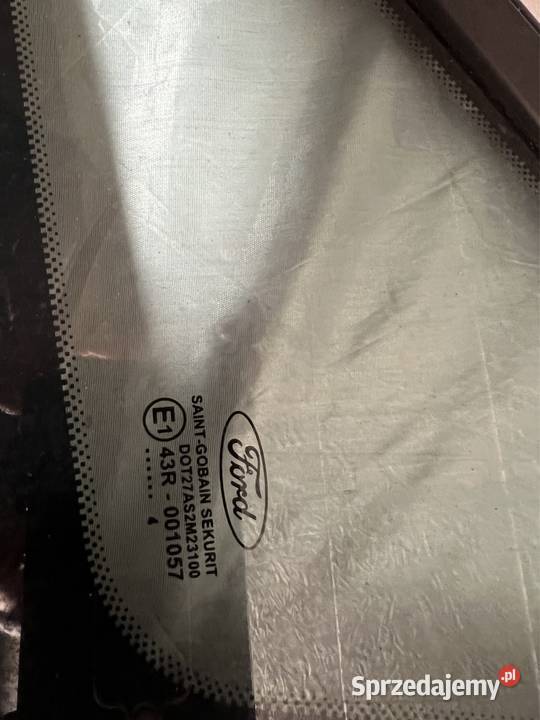 Szybka boczna przednia lewa Ford c Stary Zawidów