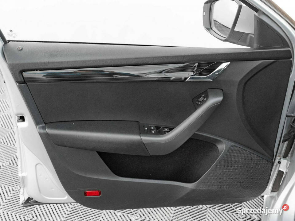 koda Octavia WU1990J15 TSI Style DSG Czpark 2 przyciemniane szyby Pępowo