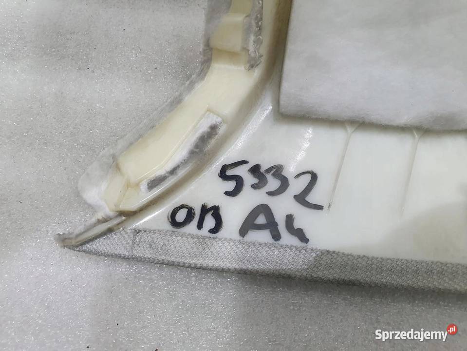 OSŁONA SŁUPKA LEWY TYŁ AUDI A4 B8 8K9867287 osobowe