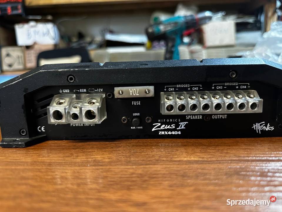 Wzmacniacz HIFONICS ZEUS ZRX4404 Ilość kanałów 4 Toruń