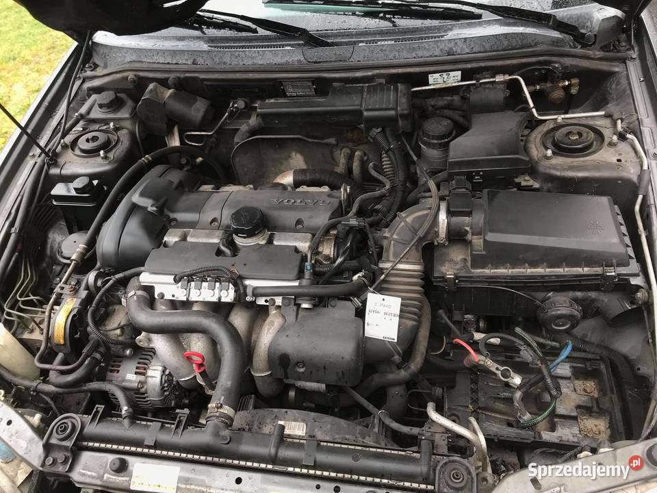 Volvo v40 20 benzyna i gaz w całości na części 400000km Olszyc-Folwark