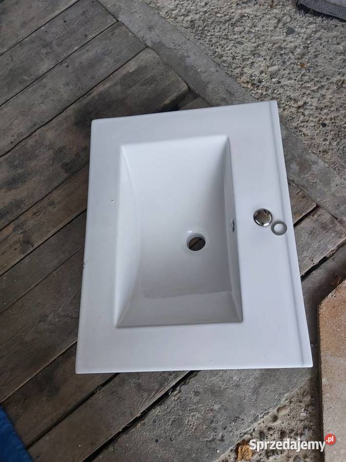 Nowa umywalka 615 x 47 Opole