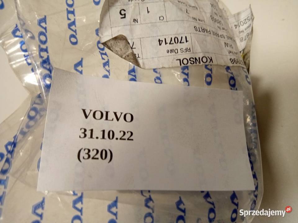 UCHWYT PŁYTY FOTELA PRAWY TYŁ VOLVO V60 CC Nowy Tomyśl sprzedam