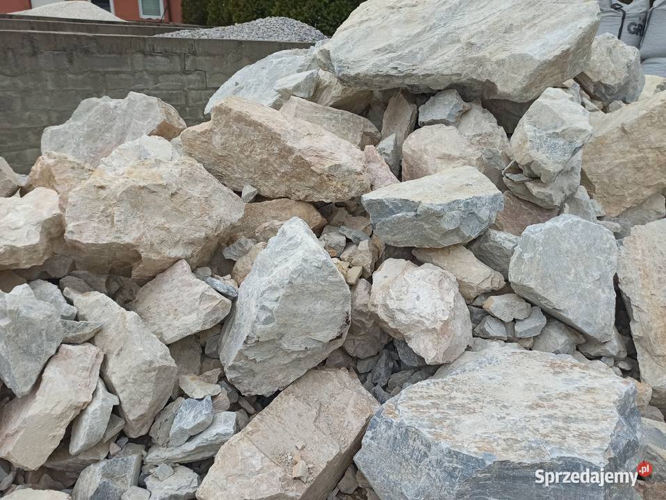 Głaz Lazurowy duży kamień biały niebieski jasna Oświęcim