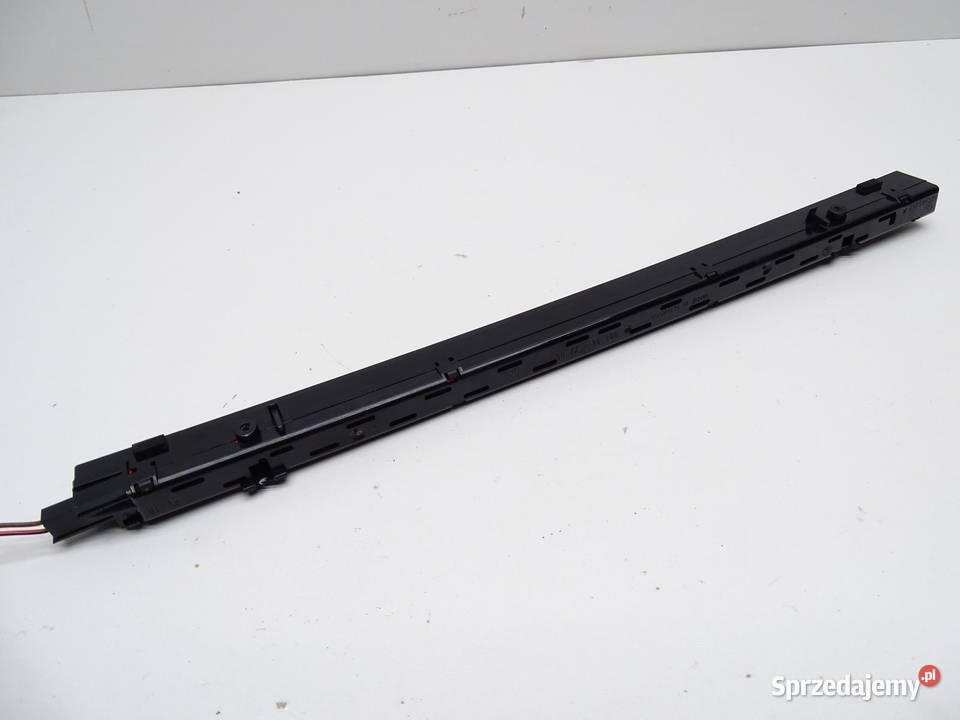 TRZECIE ŚWIATŁO LAMPA STOP SKODA OCTAVIA III
