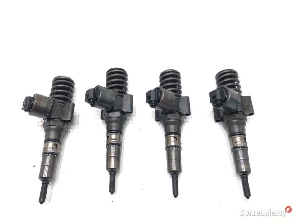 POMPOWTRYSKIWACZE KOMPLET VW TOURAN 03G130073G osobowe