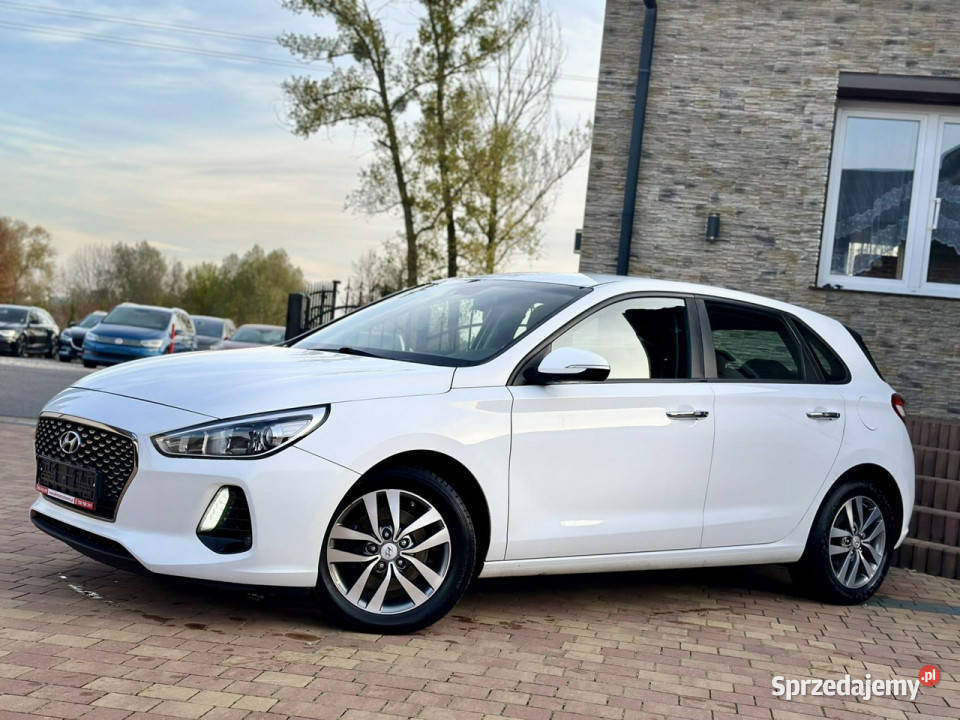 Hyundai i30 III 2017 i30 Sadlno