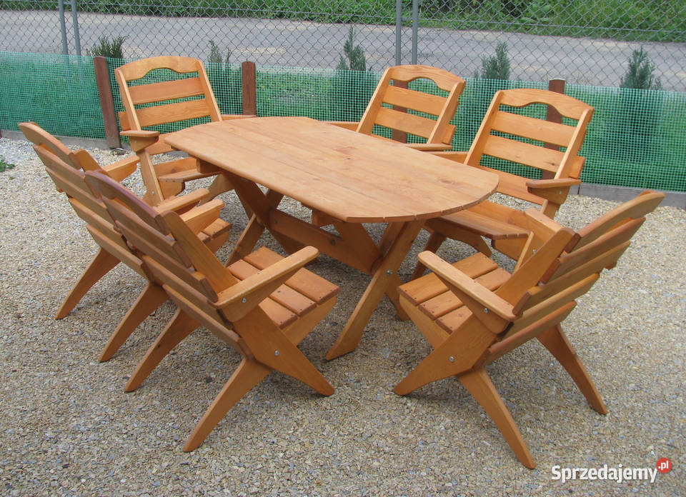 Zestaw drewnianych mebli ogrodowych składanych
